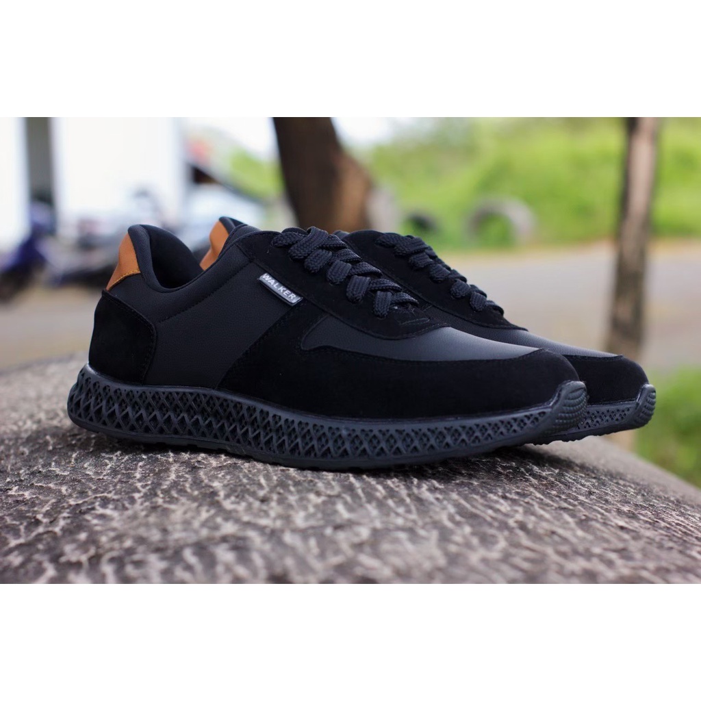 Sepatu Sneakers Pria Kanvas / Sepatu Pria Keren / Sepatu Pria Sport / Sepatu Pria Casual / Sepatu Mo
