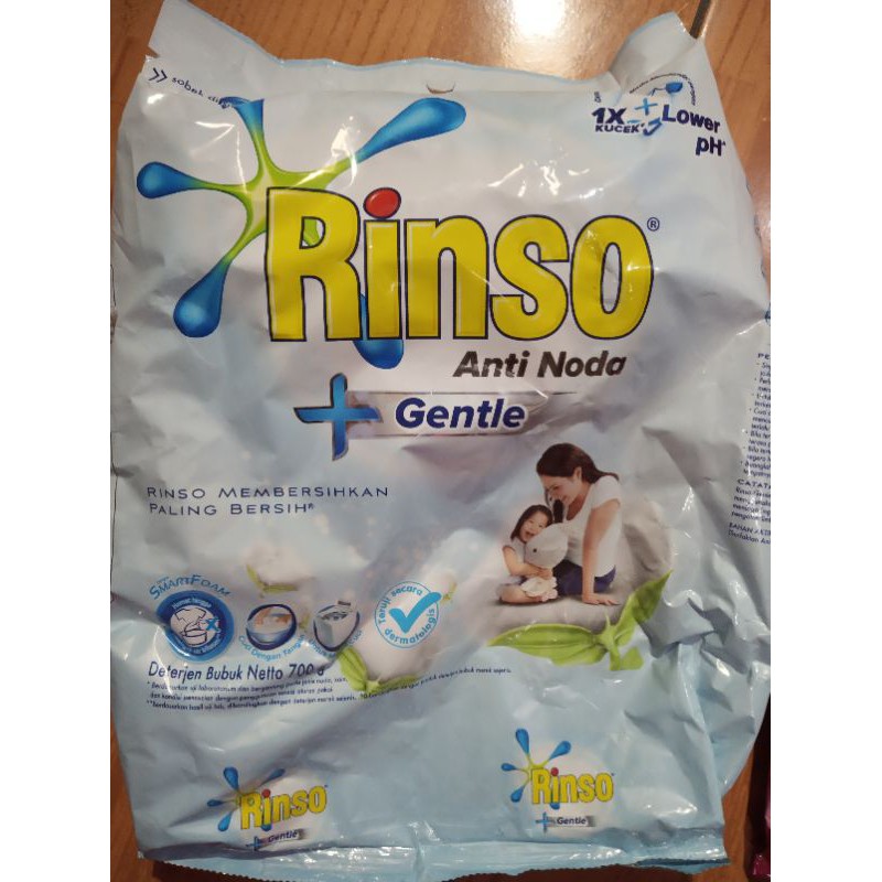 Rinso gentle bubuk 700 gram