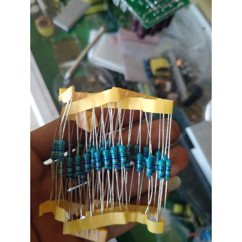 resistor 1/2 WATT 4R7 ohm 22r 10r  kaki tebal