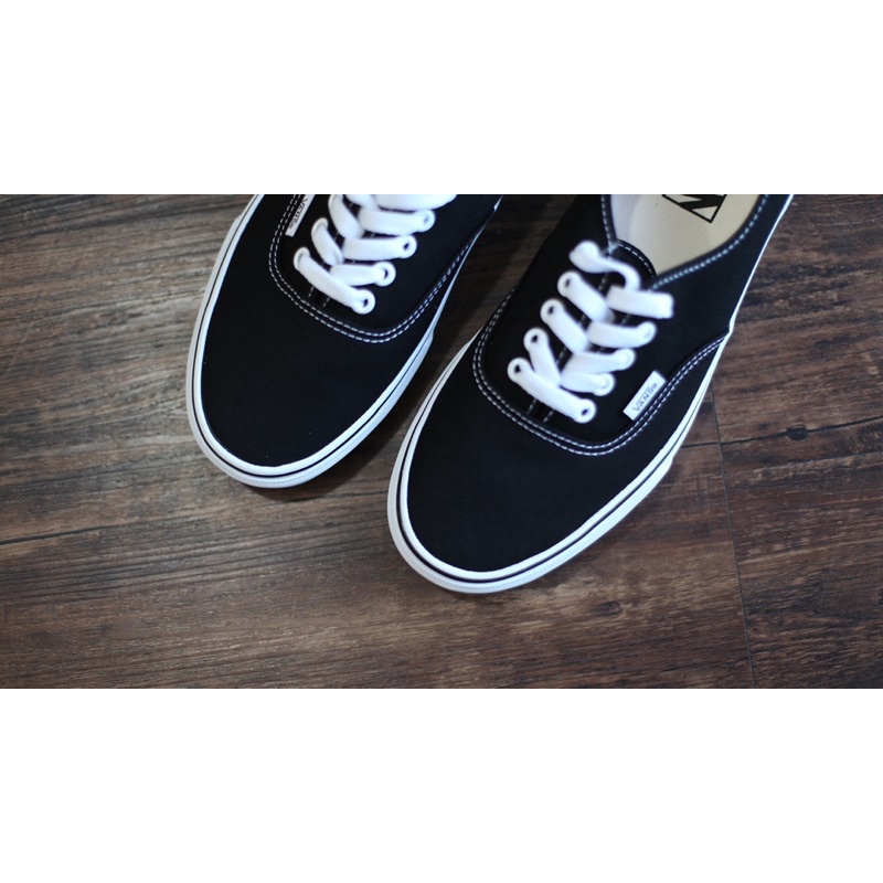 Vans Original Authentic Classic Black White