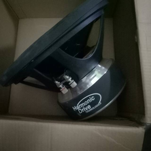 Sub wofer dan power monoblok merk harmonic drive