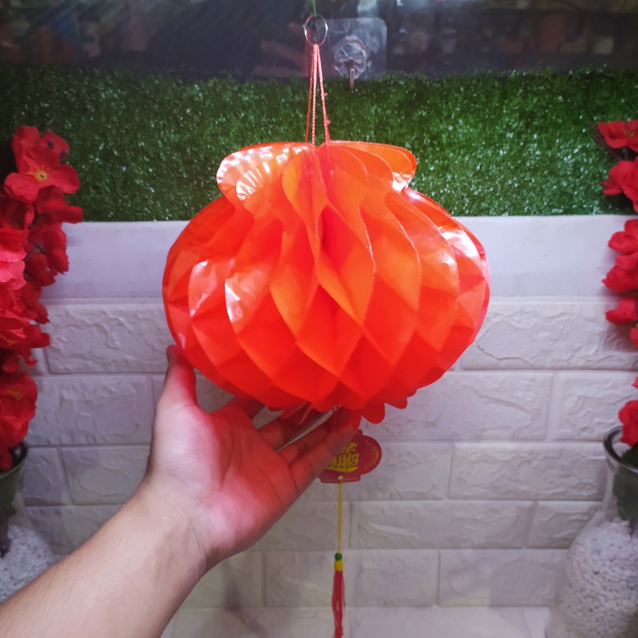 Lampion Tawon Sedang Lampion Merah Gantungan Dekorasi Perayaan Imlek
