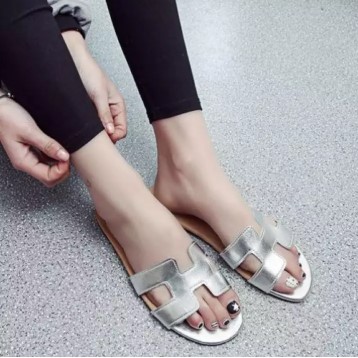 Sandal Teplek Wanita