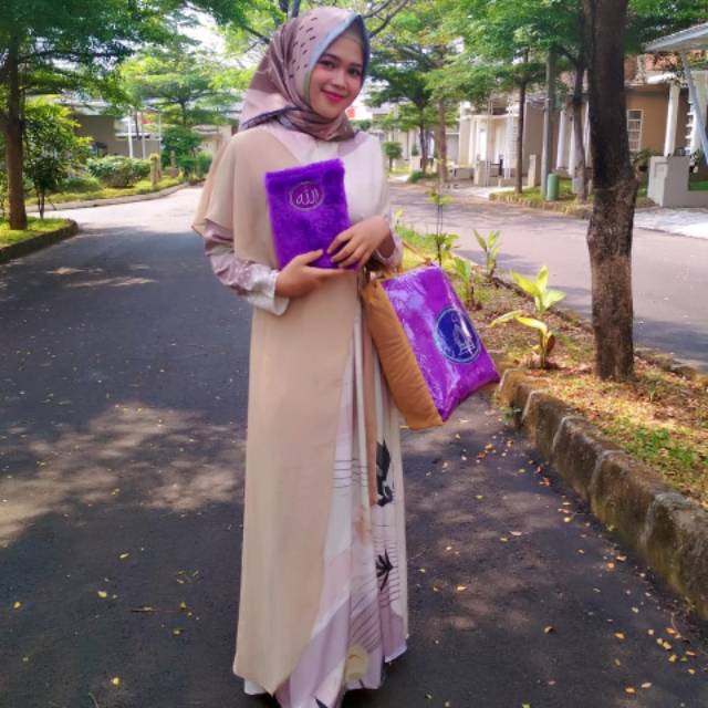 Sajadah bulu + Al-Qur'an FREE TAS