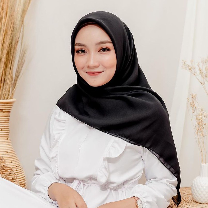 GF Medan - BELLA SQUARE TERMURAH - Jilbab Segi Empat Polycotton - Hijab Segiempat Murah Medan-3