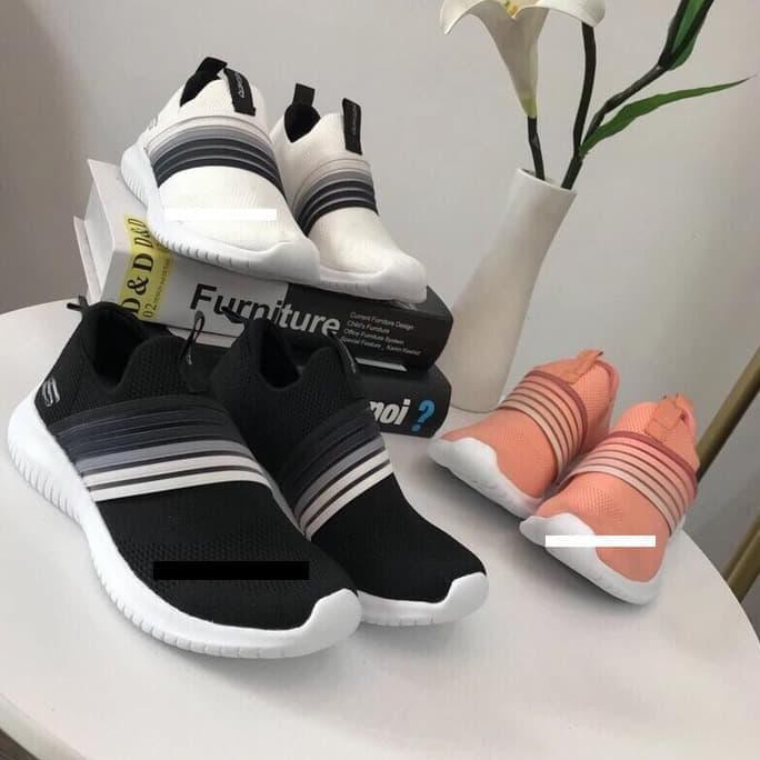 Skechers / Sepatu Skechers Wanita / Skechers ULTRA FLEX BRIGHTFUL DAY - Putih, 36