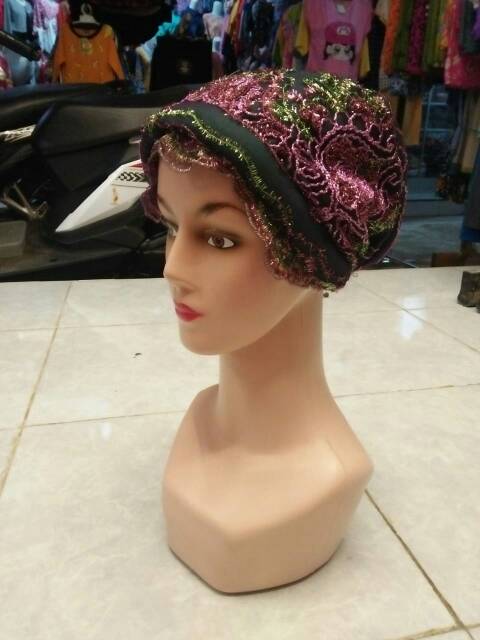 Kerpus ciput topi kupluk hijab ibu ibu songkok topi nenek jadul bahan brukat tile khas emak Betawi