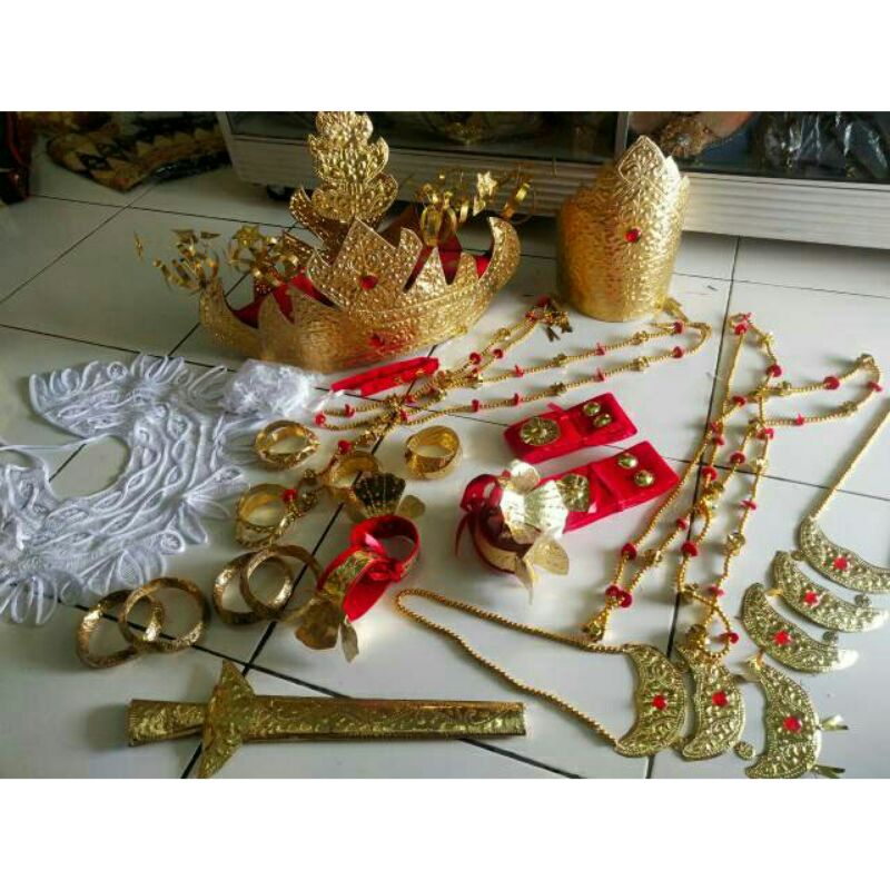siger lampung pepadun cewek dan cowok 1 set