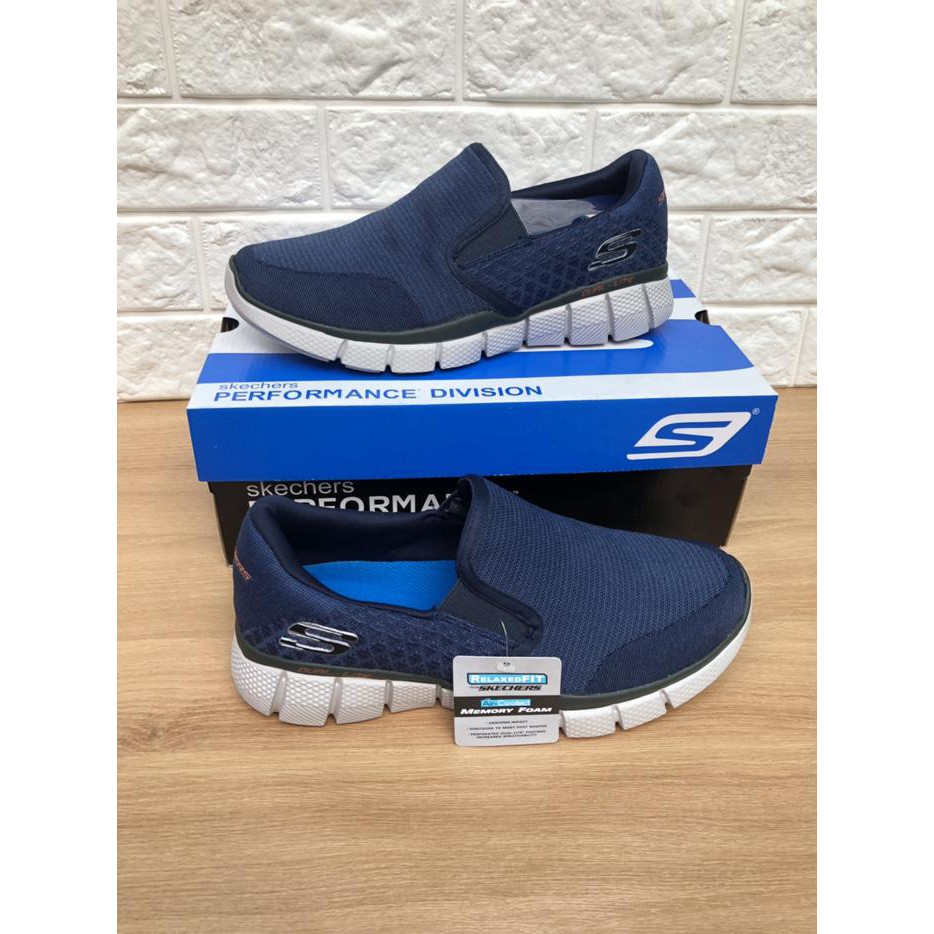 Sepatu Sketcher Skechers Equaliser