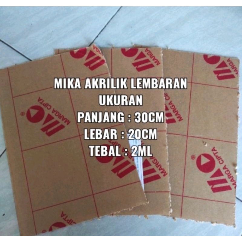MIKA AKRILIK BENING LEMBARAN UKURAN PANJANG 30CM LEBAR 20CM TEBAL 2ML
