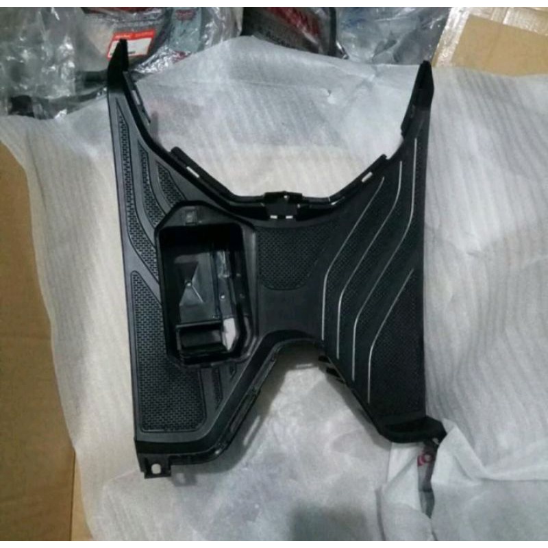 Pijakan kaki vario 150 original vario 125 2018-2020 K59J  bordes vario 150 new step