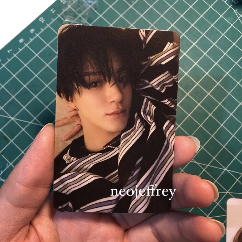 wts jeno boring jeno hot sauce