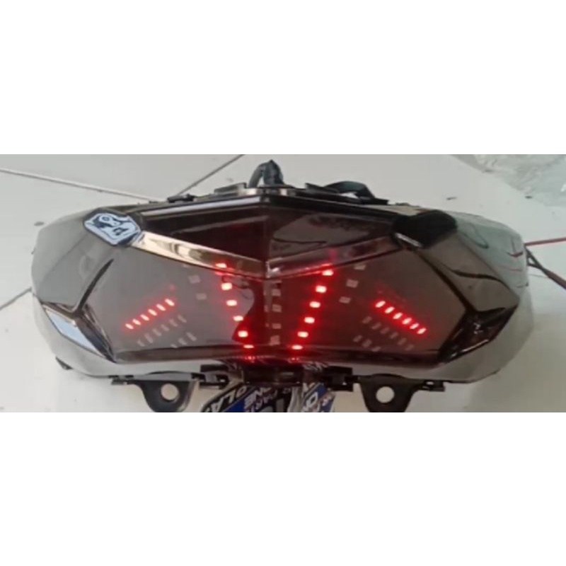 stoplamp vario 125/150 old 1sett+mika smoke