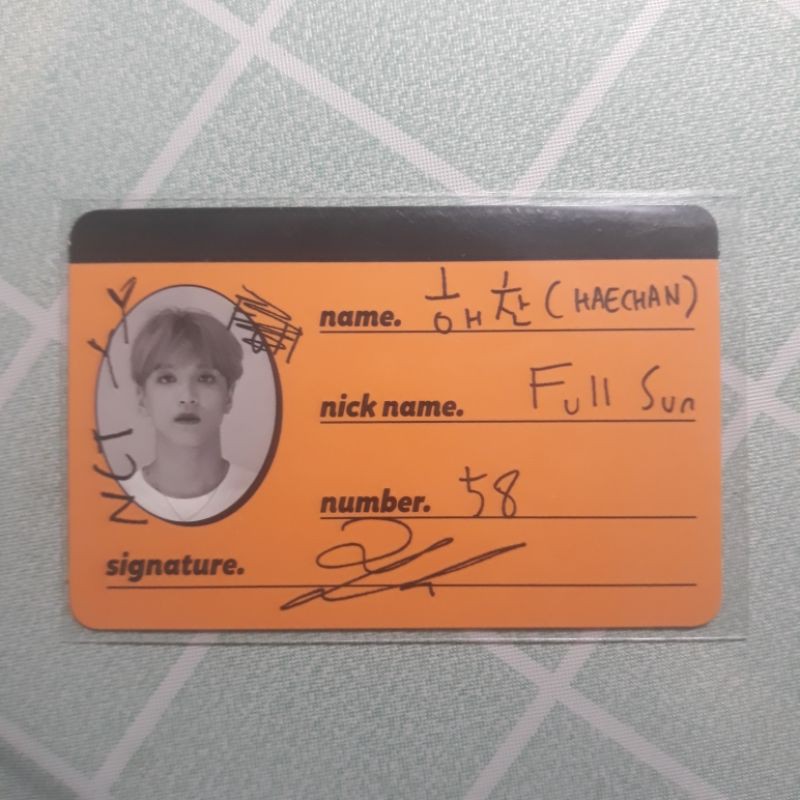 CREW CARD CC HAECHAN WE GO UP