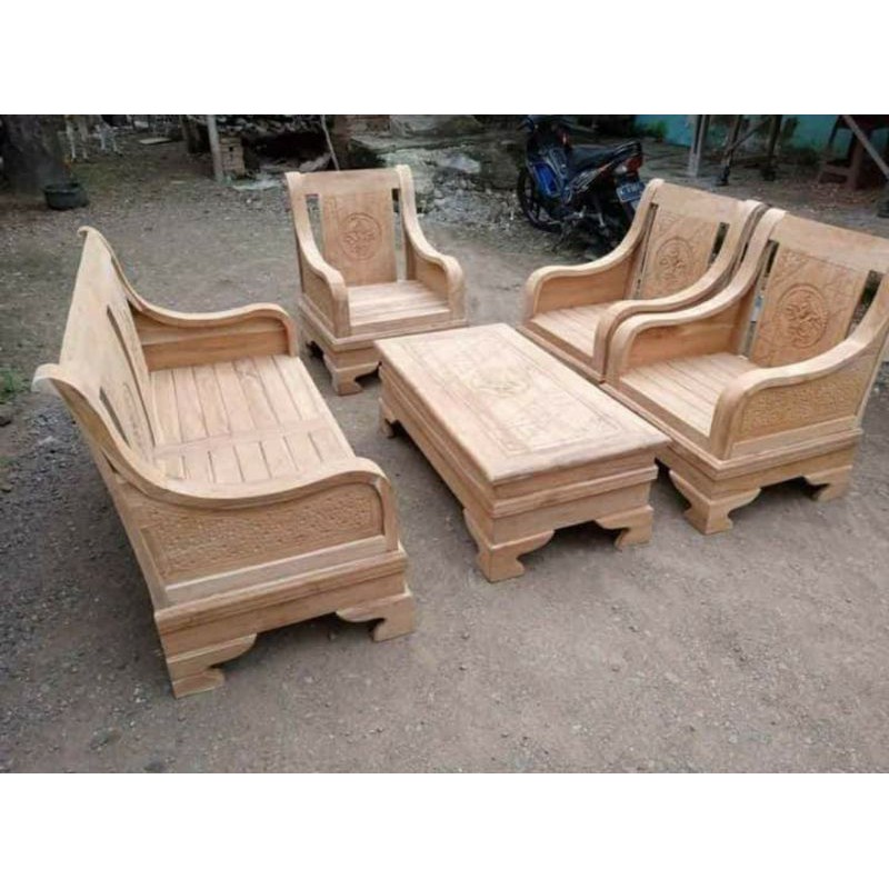 KURSI RUANG TAMU MEWAH JATI