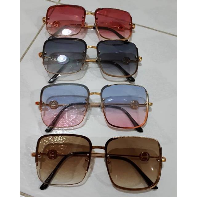 Kacamata kotak gucci