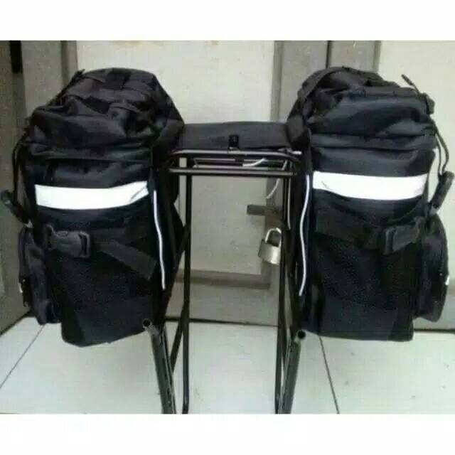 TAS SEPEDA TOURING