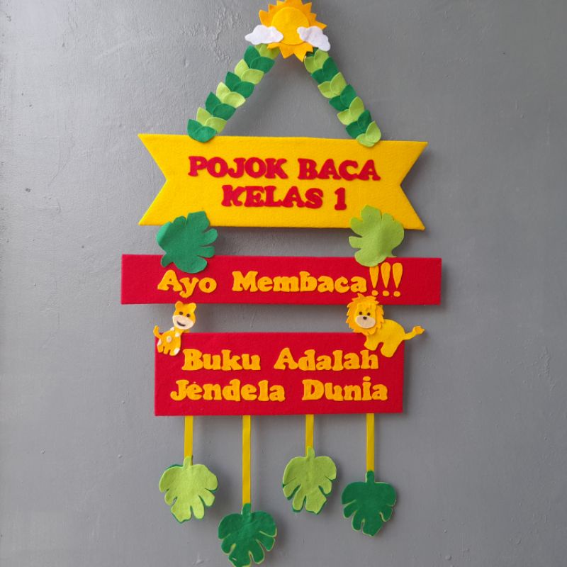 hiasan dinding kelas