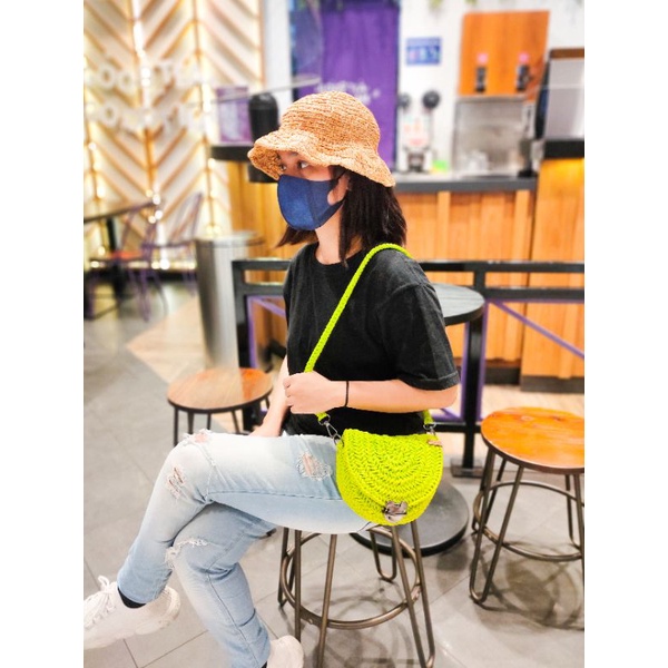 Half Moon Bag ( Tas Rajut / Tas Macrame / Tas setengah lingkaran / tas Korea / Korean style)
