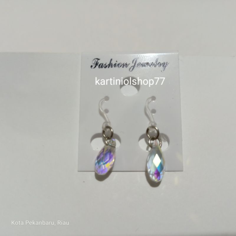 Anting Plastik Import Kristal Swarovski Model Tetes Warna Putih Mengkilap