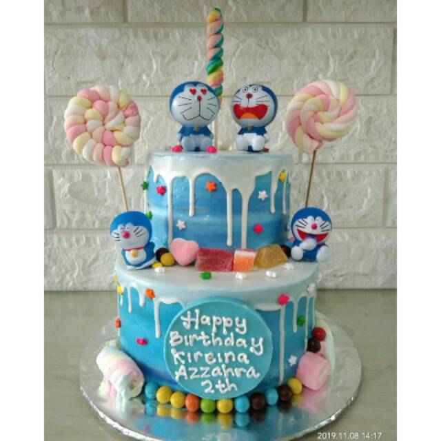 

doraemon / kue ulang tahun tingkat / custom cake / birthday cake / nobita doraemon