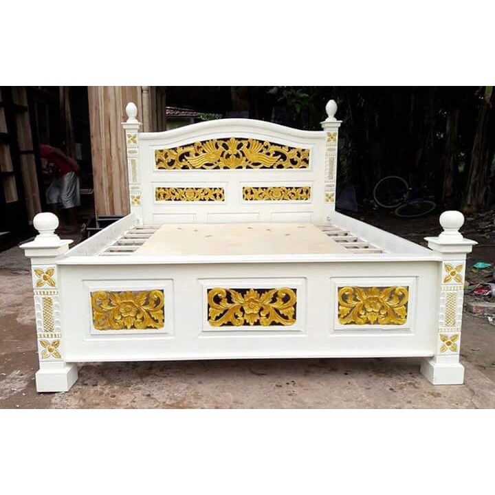 Dipan ukir jati / dipan putih / tempat tidur kayu jati
