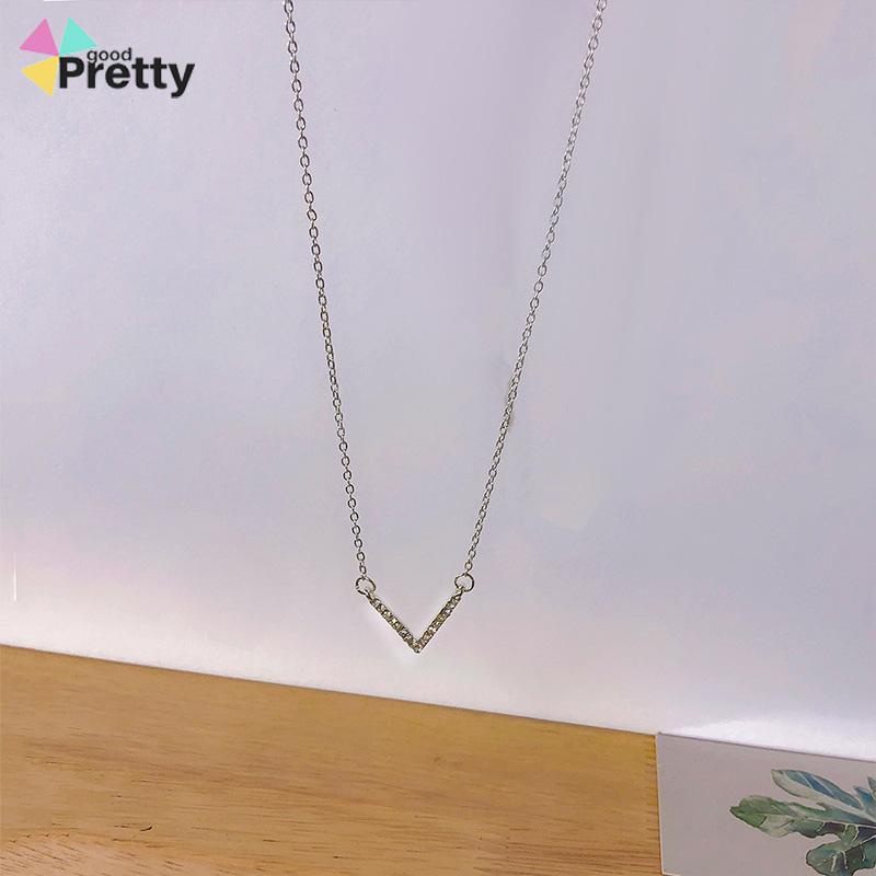 Liontin berbentuk huruf V Wanita Desain Niche Fashion Temperamen Kalung Mewah Ringan - PD