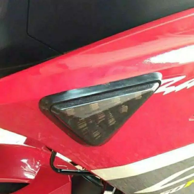 sein LAMPU SEN VERING/NINJA/R15/GSX/CBR SEGITIGA