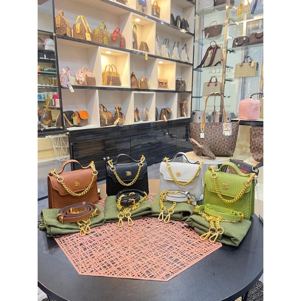 SLING BAG TAS WANITA MERK BONIA HARGA TERMURAH KUALITAS ASLI BARANG BARU,BARANG BRANDED