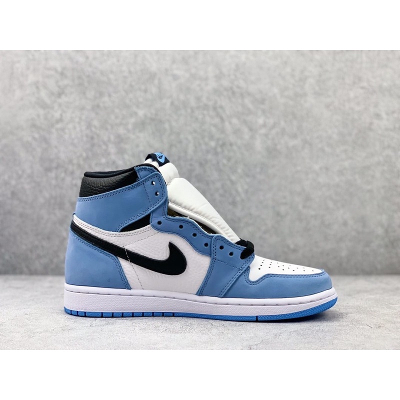 Air Jordan 1 obsidian BNIB