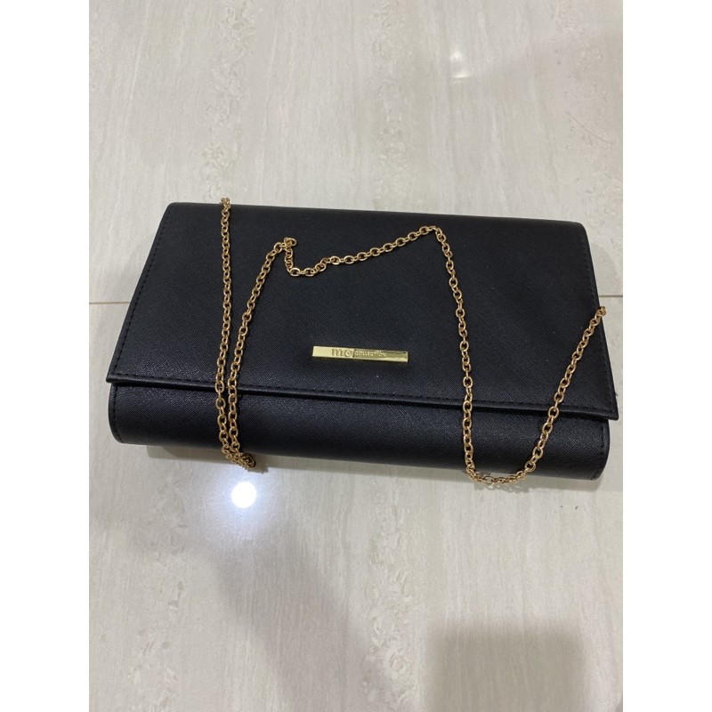 Never been used big clutch shourlder bag Marie Claire