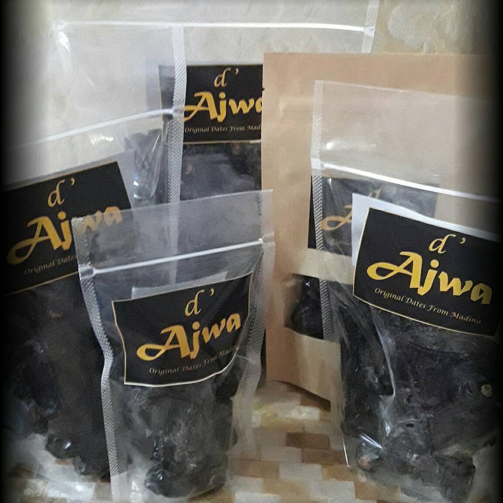 

Ajwa Sedang 100 gram