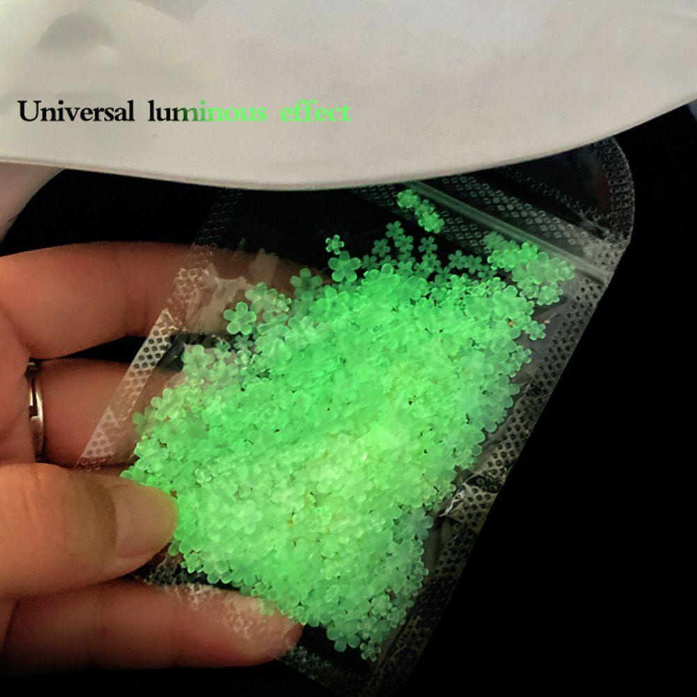 AUGUSTINA Agustinina Luminous Nail Drills Cute 100 /500pcs 3D Pesona Kuku Manicure UV Sensitif Glow in the Dark Kristal Dekorasi Kuku