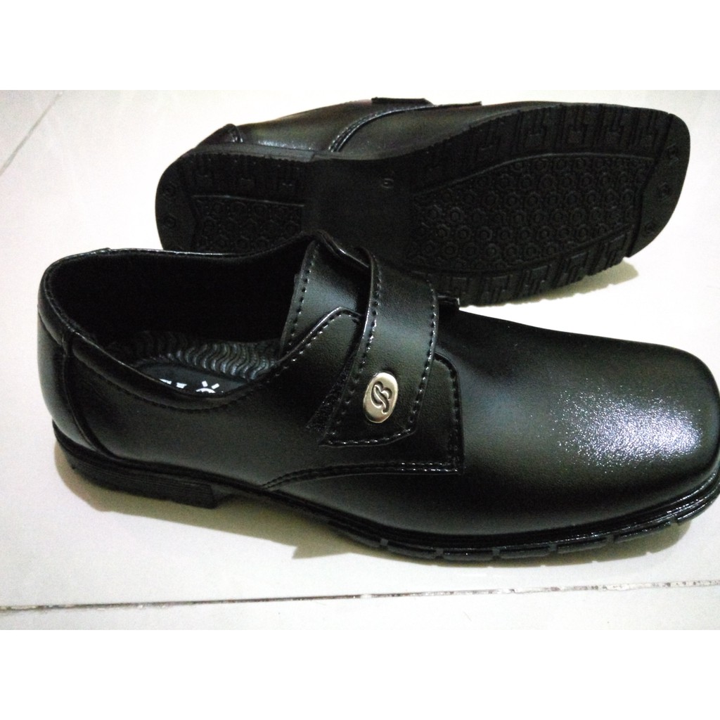 Sepatu Pantofel Kulit Perekat Full Black Hitam Formal Anak Laki Laki Sekolah Acara Natal Lebaran