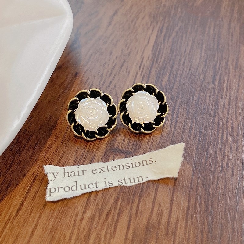 Anting Tusuk Gantung Desain Geometri Hias Mutiara Warna Permen Gaya Korea / Retro / Trendy / Simple Untuk Wanita