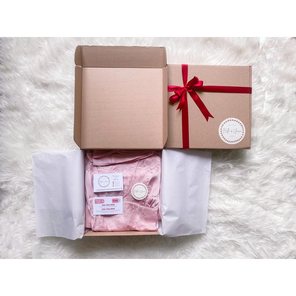 

Gift Box