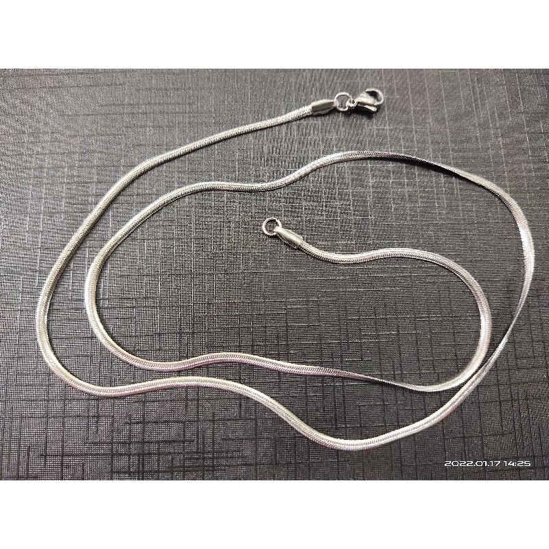 Kalung Belut Titanium Pipih 60cm