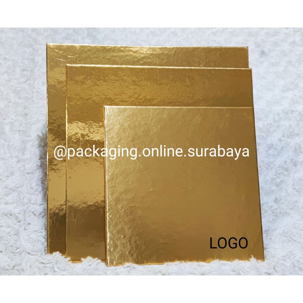 

Alas Kue Tart 22 Alas Kue 22 Cakeboard 22 CM HARDBOARD GOLD Tatakan Papan Pudding Roti Kotak Square