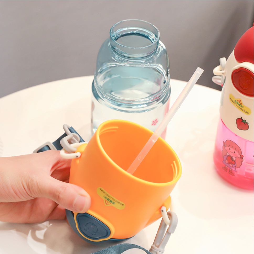 [SMALL BELL]Botol Minum Anak Beruang / Karakter rabbit Bear Tutup Clip/ Botol Import Yang Lucu/BOTOL JERAMI ANAK/Botol Model Bear 450 ML / 600 ML