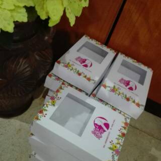 Jual Box packaging for hijab uk. 15x10x3 cm Indonesia|Shopee Indonesia