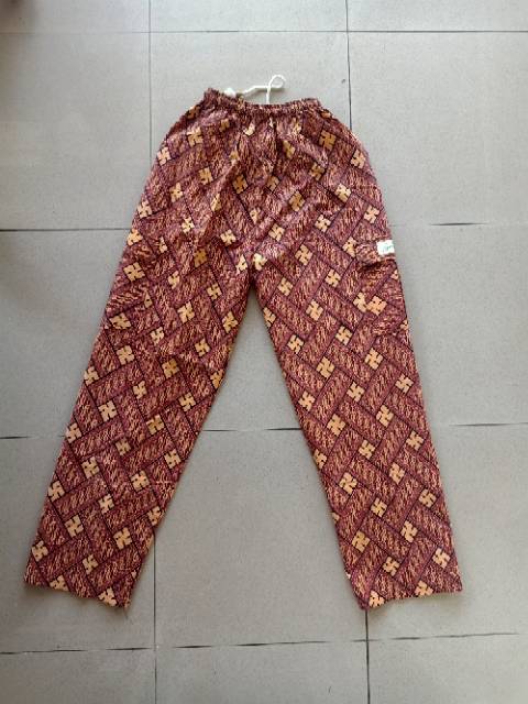 Celan boim batik /celana panjang batik  pria motif terbaru