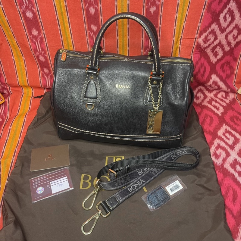 Preloved Bonia Original Tas Hand Bag Purse Tote Wanita Black Leather Authentic