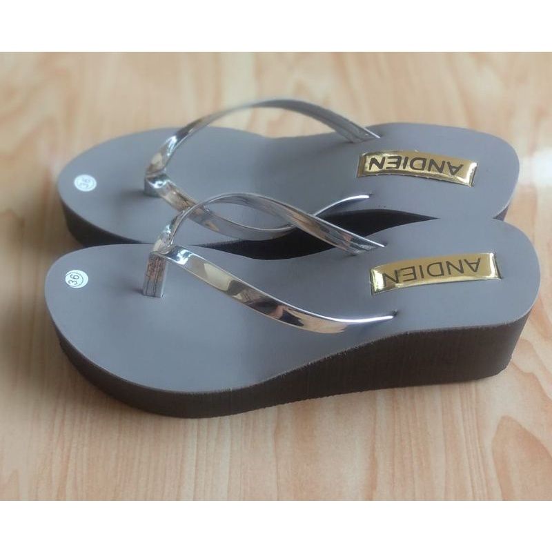 Sandal Wedges Andien Terpopuler