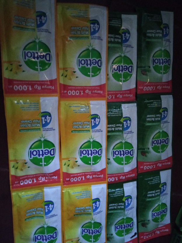 Dettol Pembersih Lantai 30ml