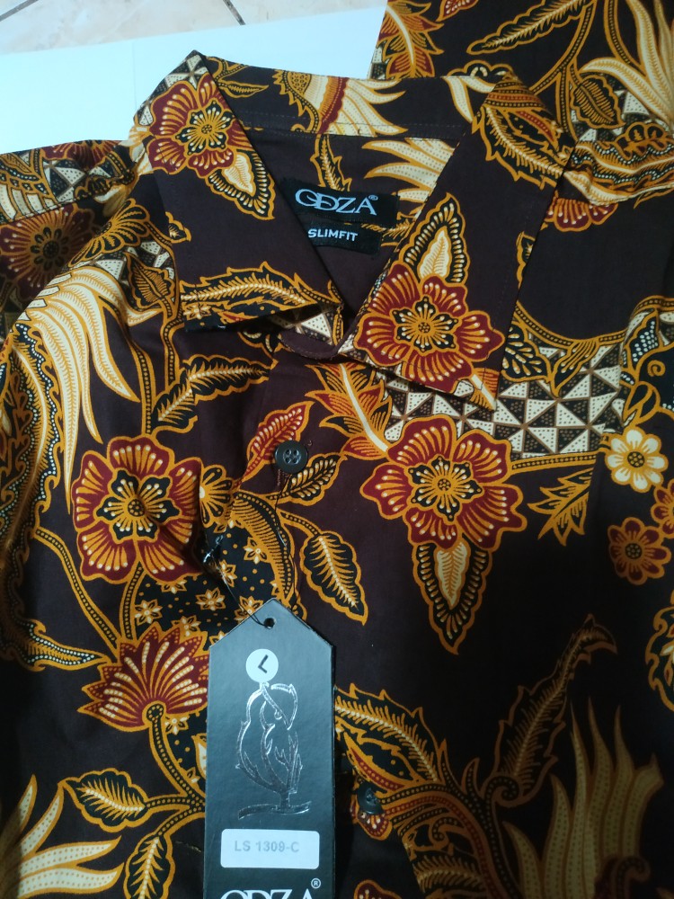 Odza Batik Slim Fit Long Sleeves Fashion Hem Kemeja Batik Lengan Panjang Darian