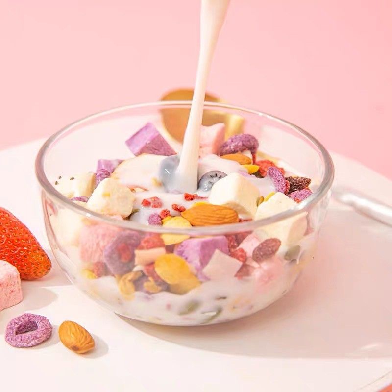 

Maiqufeng / Mai Qu Feng yoghurt cereal / oatmeal / muesli / granola / sereal 麦趣风麦片