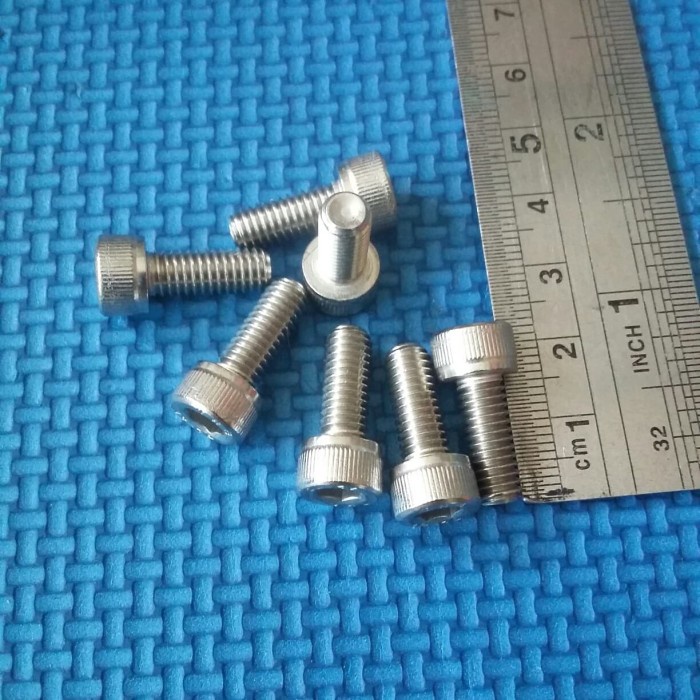 baut L5 1.5cm stainless