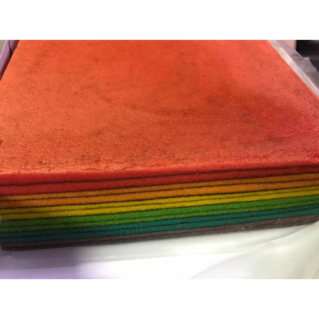 Lapis Legit Rainbow fresh Oven Termurah enak