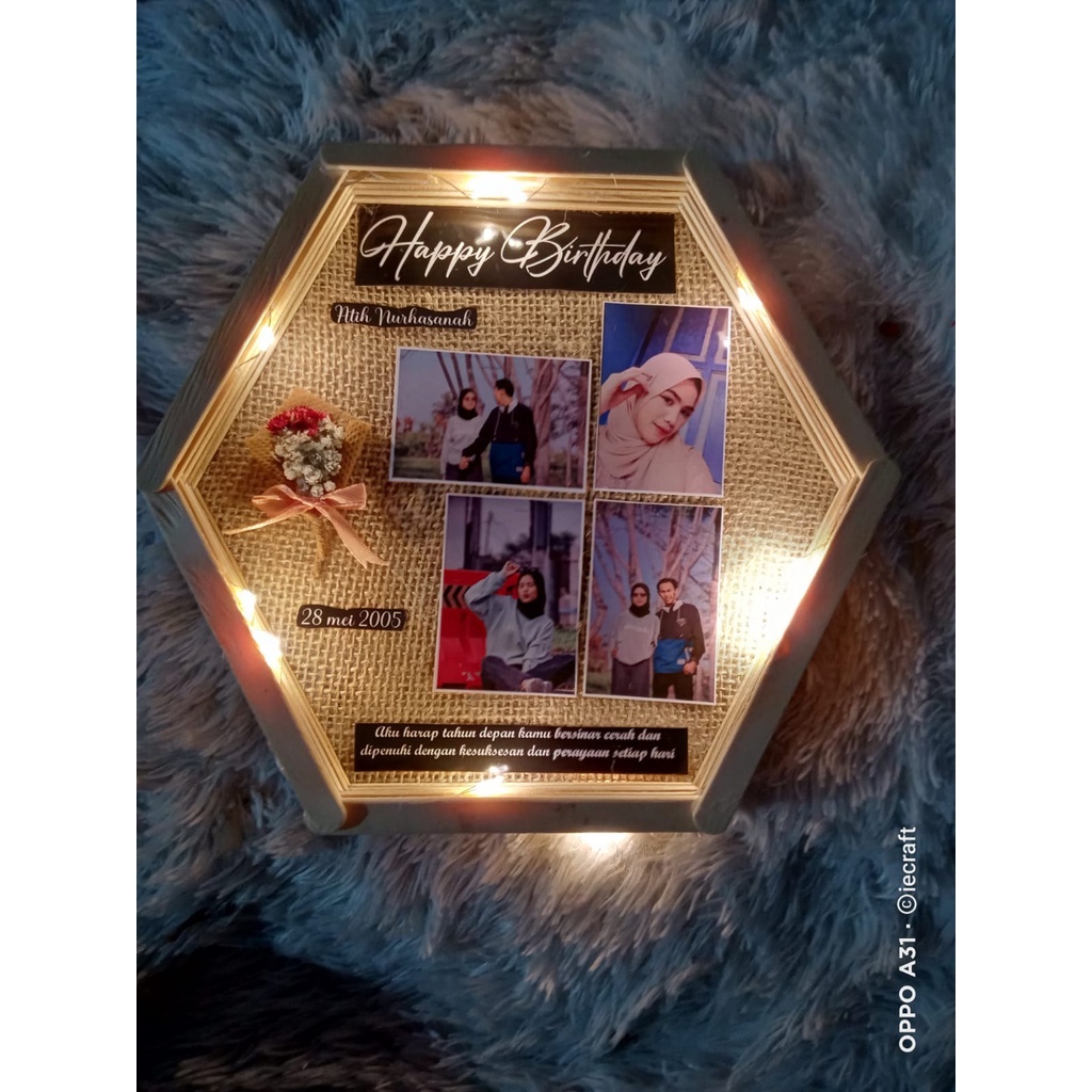 1 HARI JADI Hexa Frame Flower in Frame Kado Pernikahan Kado Ulang Tahun Kado Wisuda Kado Ultah Kado Anniversary Kado Unik free box + buket mini dried Flower