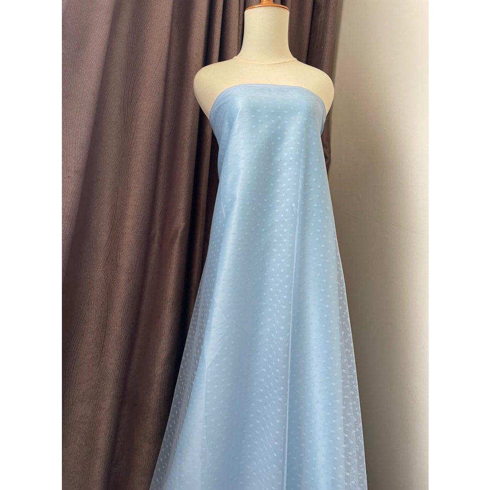 Bahan Kain Tile Tille Tule Tulle Dot Dotty Warna Icy Blue Biru Muda